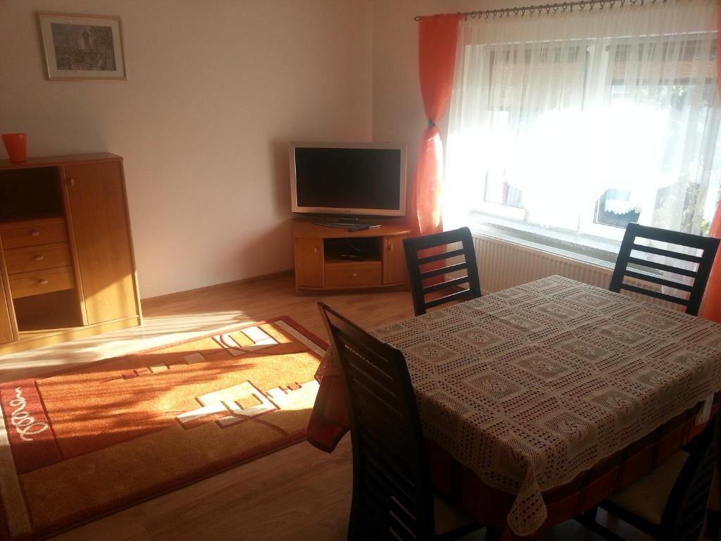 B&B Vis A Vis Zamku Malbork Værelse billede